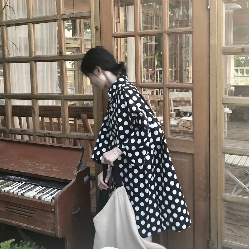 

Women Autumn Cotton Linen Polka Dot Single Breasted Long Trench Coat Female A-line Windbreaker Loose Plus Size Outwear