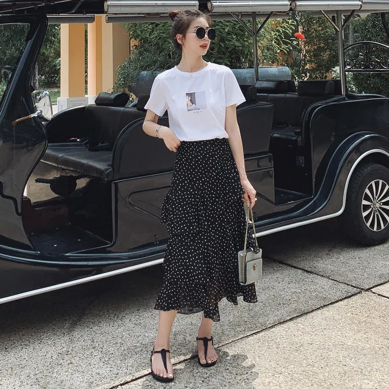 

Photo Shoot CHIC Playful by Age Retro Polka Dot High-waisted Irregular Cake Skirt Printed Crew Neck T-shirt Suit
