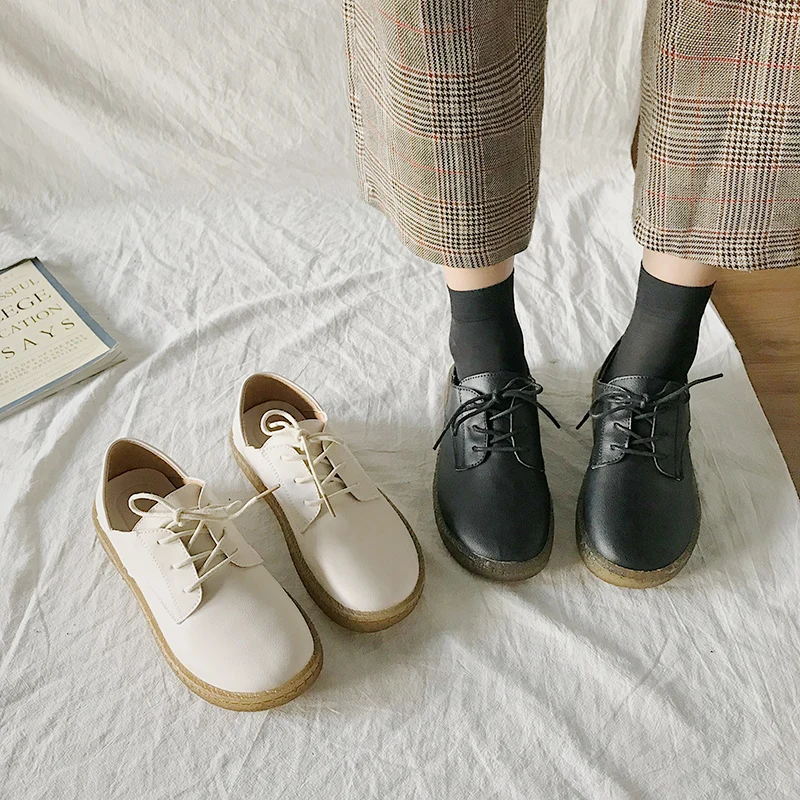 

2019 Fashion Women's Casual Woman Platform Shoes Soft Autumn Flats All-Match Round Toe Modis Cross Moccasin Fall Summer Nurse