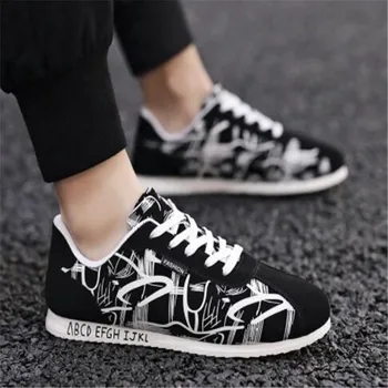

New men shoes lightweight breathable comfortable fashion wear-resistant anti-slip design casual men shoes sneakers