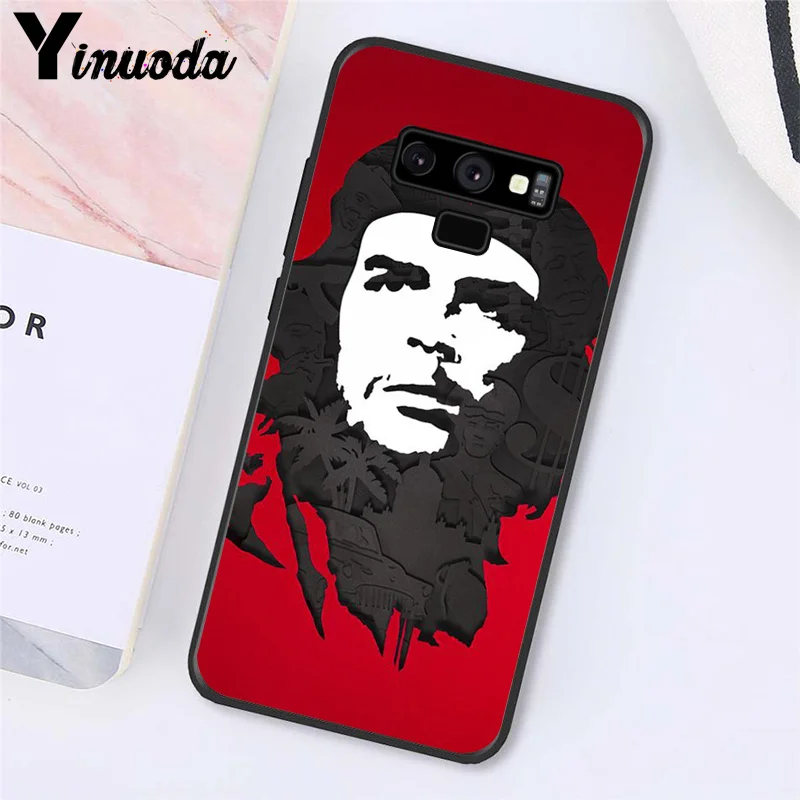 che guevara Smoking Guevara Cigar leader   