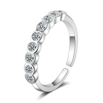 

925 Sterling Silver Round Cut Engagement Rings Sparkling Zirconia Wedding Jewelry Luxury Pave Single Row Ring For Women
