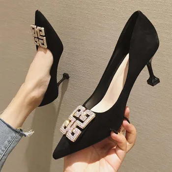 

Spring and autumn new brand designer wild net red high heels French girl small fine with rhinestone pointed black cat with singl