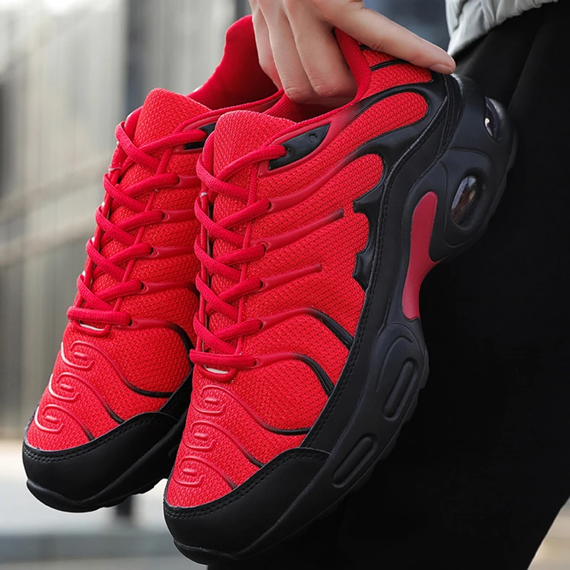 Zapatillas de deporte transpirables de red para hombre, zapatos informales de fuerza elástica, para correr al aire libre, novedad de verano