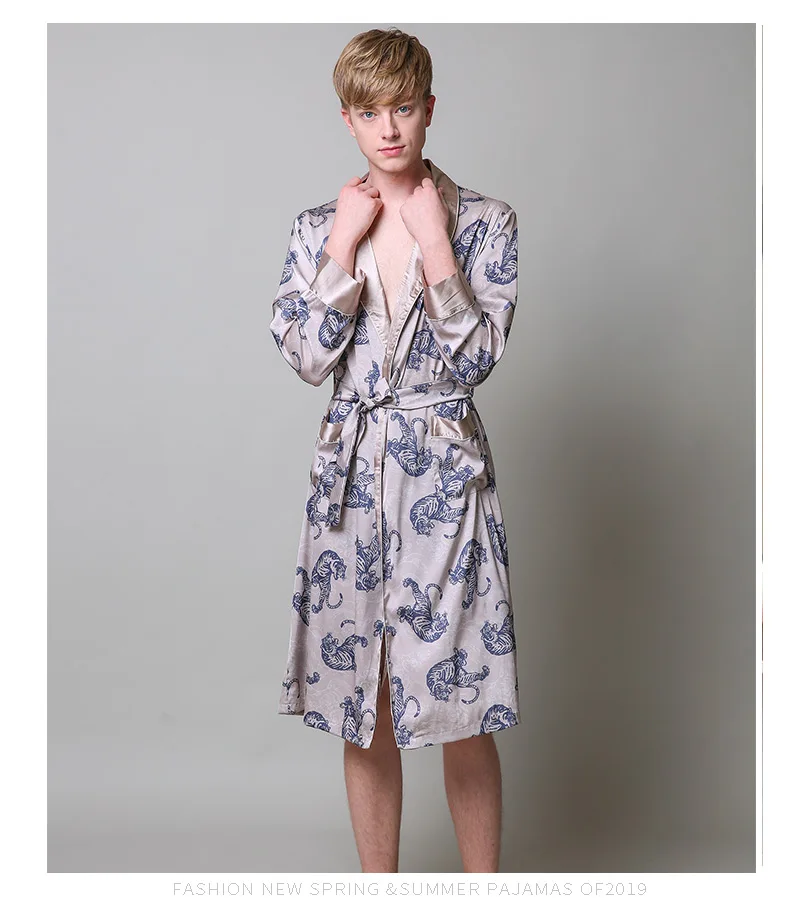 robe only Атласная Ночная рубашка из двух предметов, атласная Мужская одежда для сна, свободное платье с тигром, шелковистый халат с длинными рукавами и длинные штаны, ночной комплект для мужчин - Цвет: robe only
