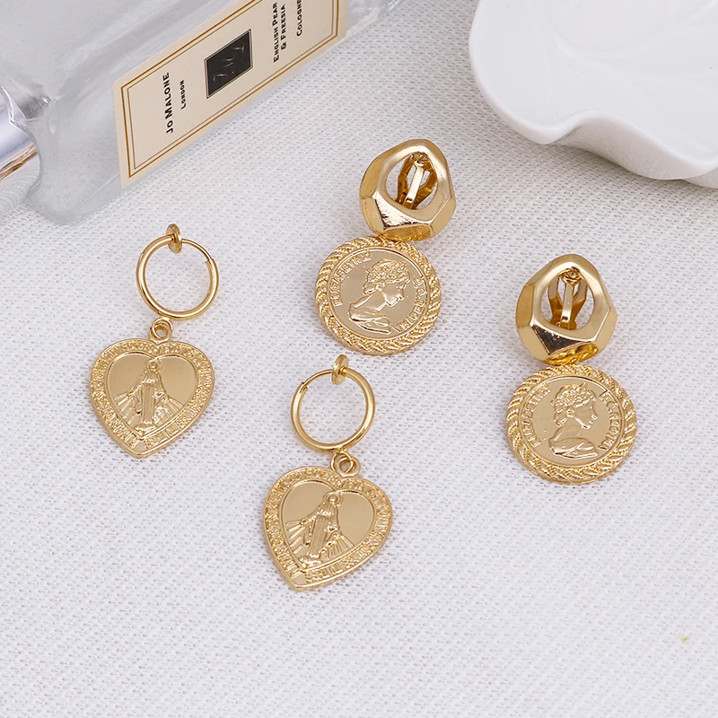 

New ZA Vintage Round Gold Queen Totem Coin Clip on Earrings Without Piercing for Women No Ear Hole Geometric Fashion Jewelry
