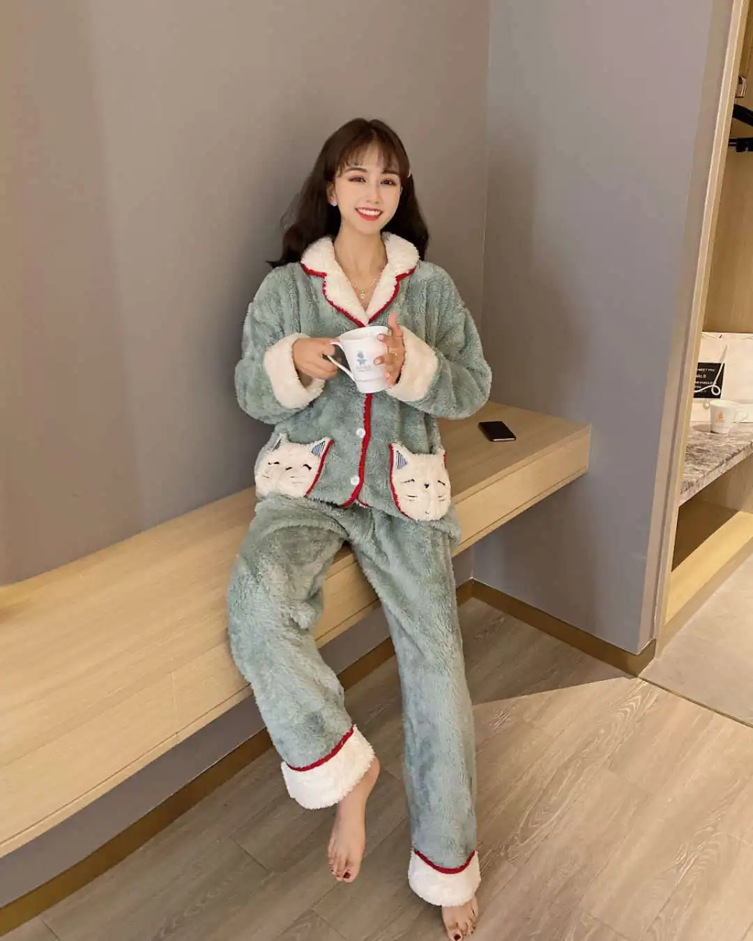 Women's Pajamas for Winter Thickened Flannel Gray Ladies V-neck Two-piece Homewear for Women Long Sleeve Sleepwear