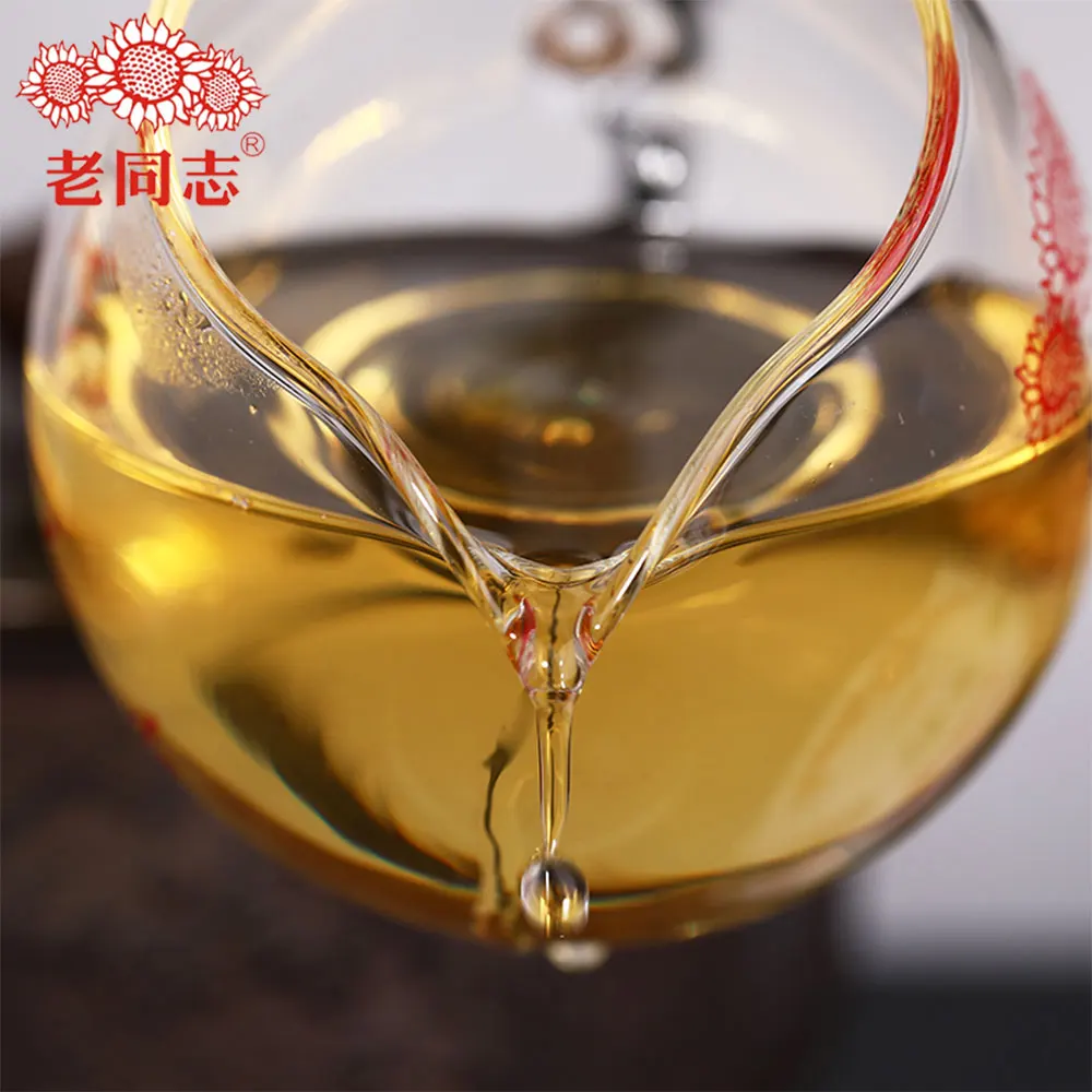 Чай Haiwan Lao Tong Zhi 2019 китайский Пу erh 9948 партия 191 Юньнань старый товарищ Sheng Pu чай 357