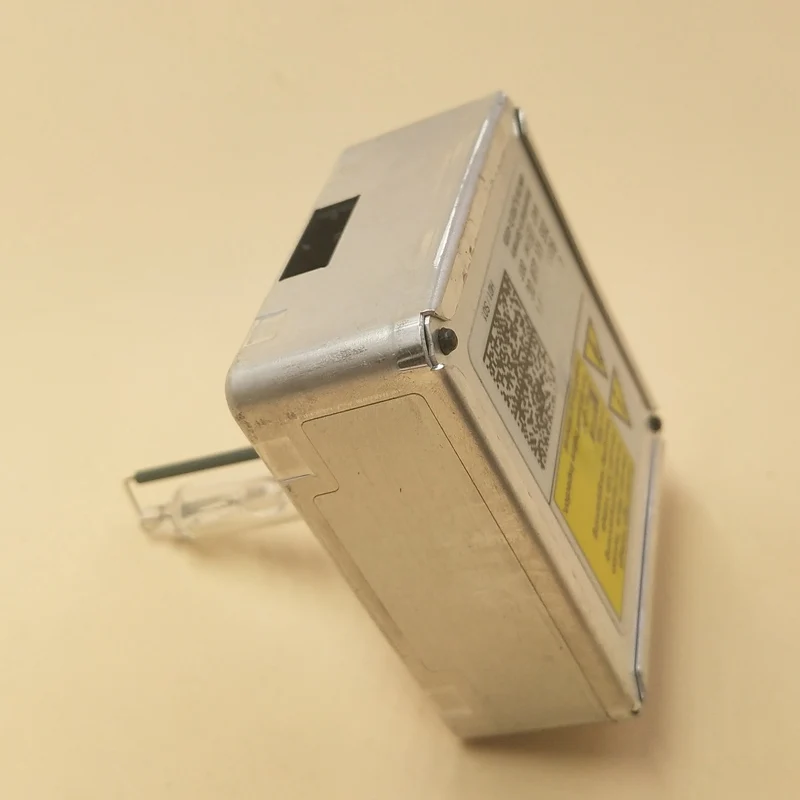 Бесплатная доставка! Oem D5S 25 Вт ксеноновая HID лампа для фар (OEM ксеноновые лампы