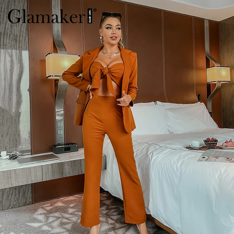 Женский офисный костюм Glamaker комплект из трех предметов укороченный топ с