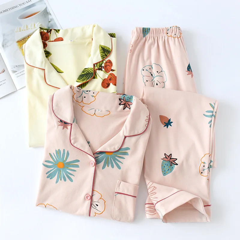 Top quality women's pajama sets with cute cherry and daisy prints turn