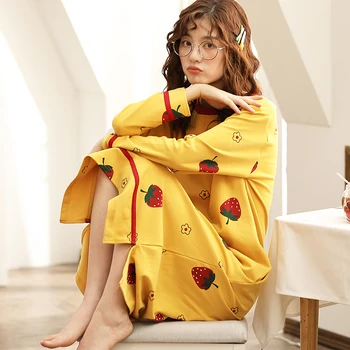 

2020 Autumn Winter Ladies Rainbow Striped Loose Long Nightdress Home O Collar Long-sleeved Nightdress