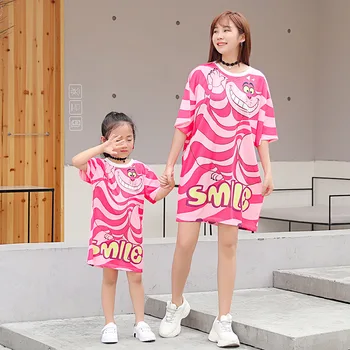 

Spring Summer Mother Daughter Dress Family Matching Outfits Mommy and Me Dresses Clothes Mom Mum Baby Dress Girls Ruffles Robe