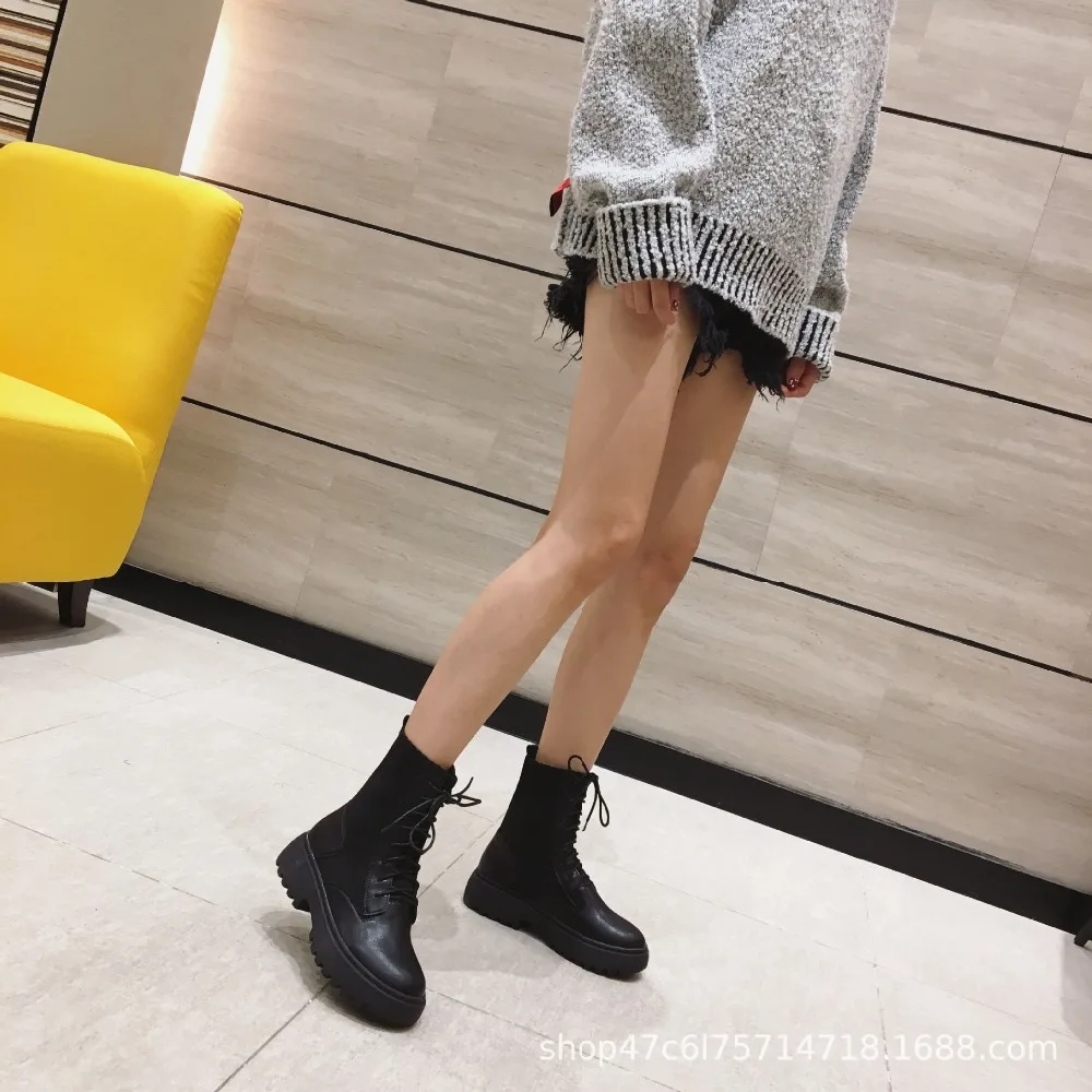 Bootee/ г. Женские ботинки на шнуровке женская низкая обувь женские ботинки с круглым носком, сабо на платформе, до середины икры, на резиновой подошве средней высоты, черного цвета, Roc