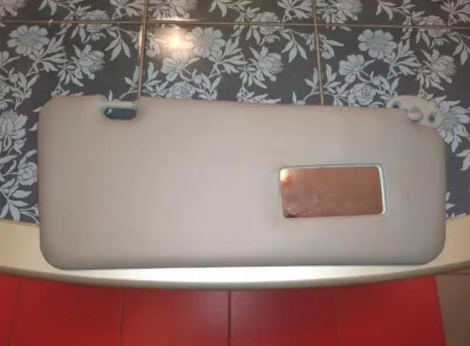 Солнцезащитный козырек 3 цветов в сборе. С зеркалом для фототехники TIGGO SUV 2005 2012