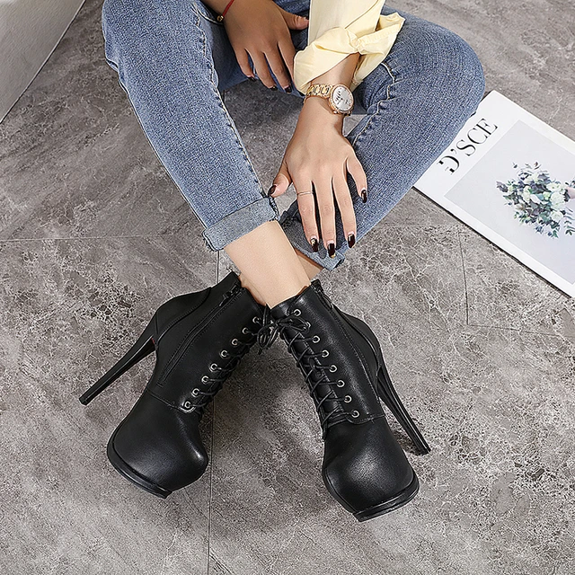 Women's Boots: Booties & Heeled Boots