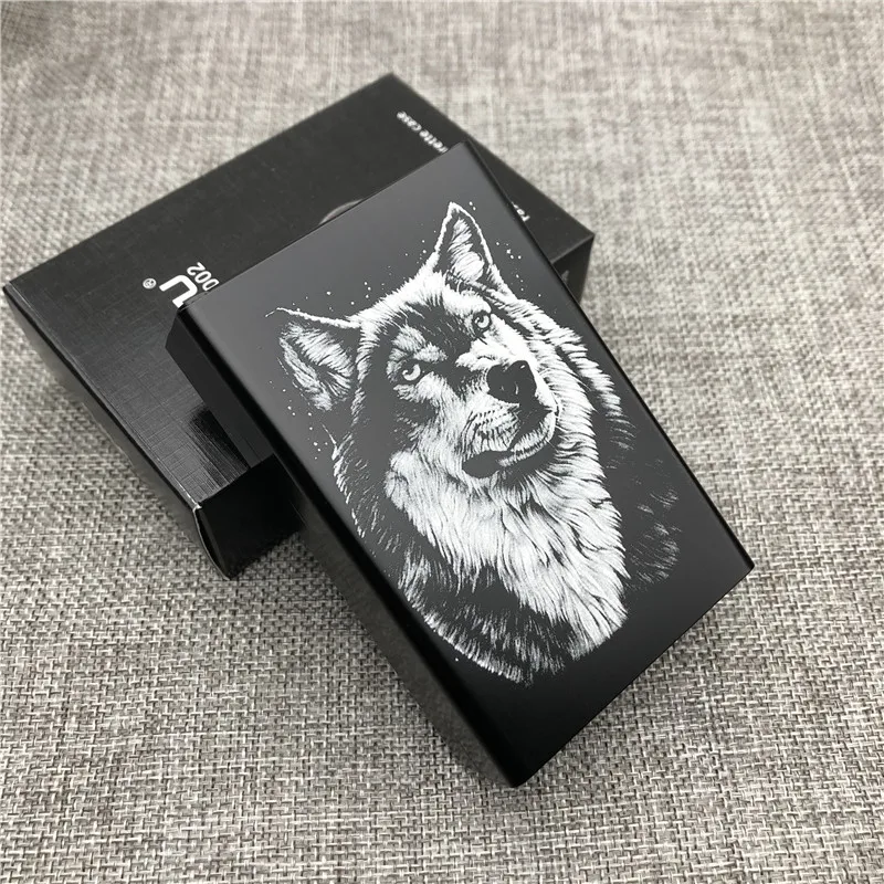 Customized Ultra-Thin Tiger Totem Aluminum Cigarette Case with Laser Engraving
