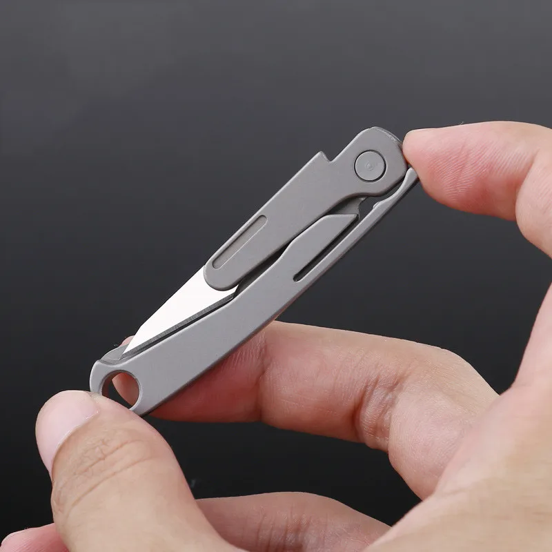 Мини-нож из титанового сплава, складной нож, открытая коробка, для повседневного использования, аварийный ключ, медицинский нож - Цвет: Silver