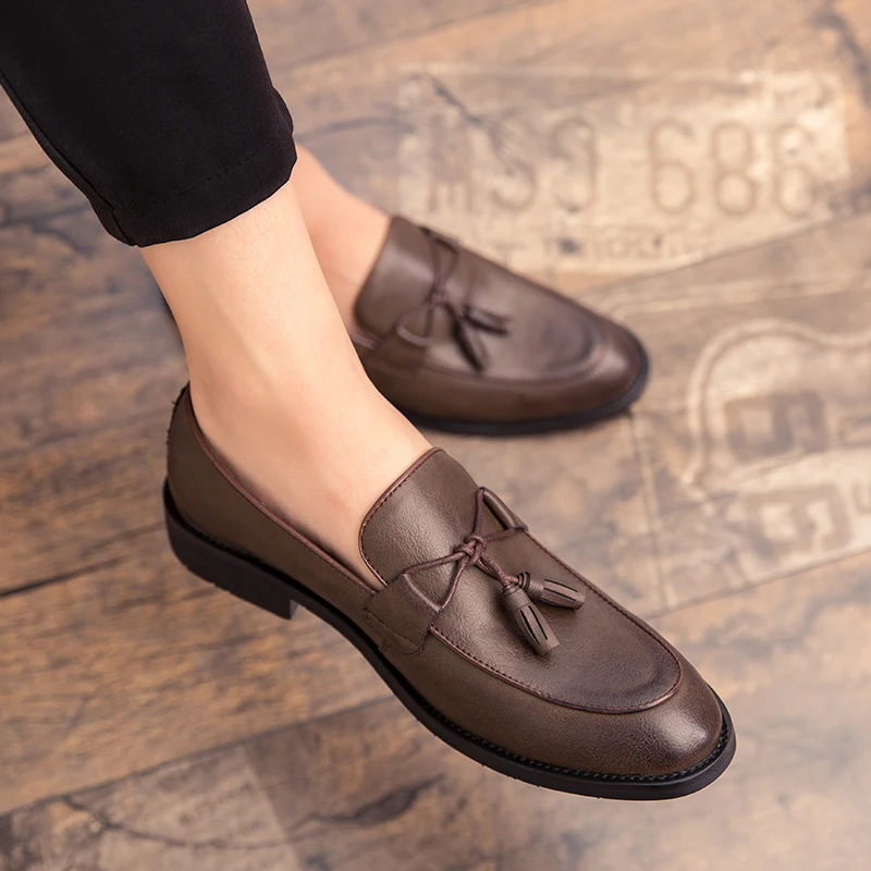 Zapatos de fiesta para hombre, calzado de boda negro, elegante, de marca italiana, zapatos de vestir de cuero partido, mocasines formales Sepatu sin cordones