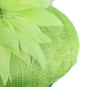 Высокое качество, 4 слоя, sinamay, женские вуалетки, элегантные женские свадебные головные уборы с причудливыми перьями, аксессуары для волос - Цвет: Светло-зеленый
