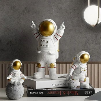 

European Astronaut Statue Home Character Sculpture Cosmonaut Hero Office Decor Miniatures Model Creative Figure Figurines Crafts