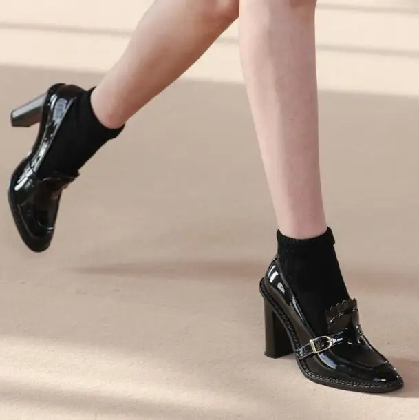 

Dipsloot Fashion Black Brown Genuine Leather Slip On Shallow Pumps Woman 9 cm Chunky Heels Retro Round Toe Buckle Shoes