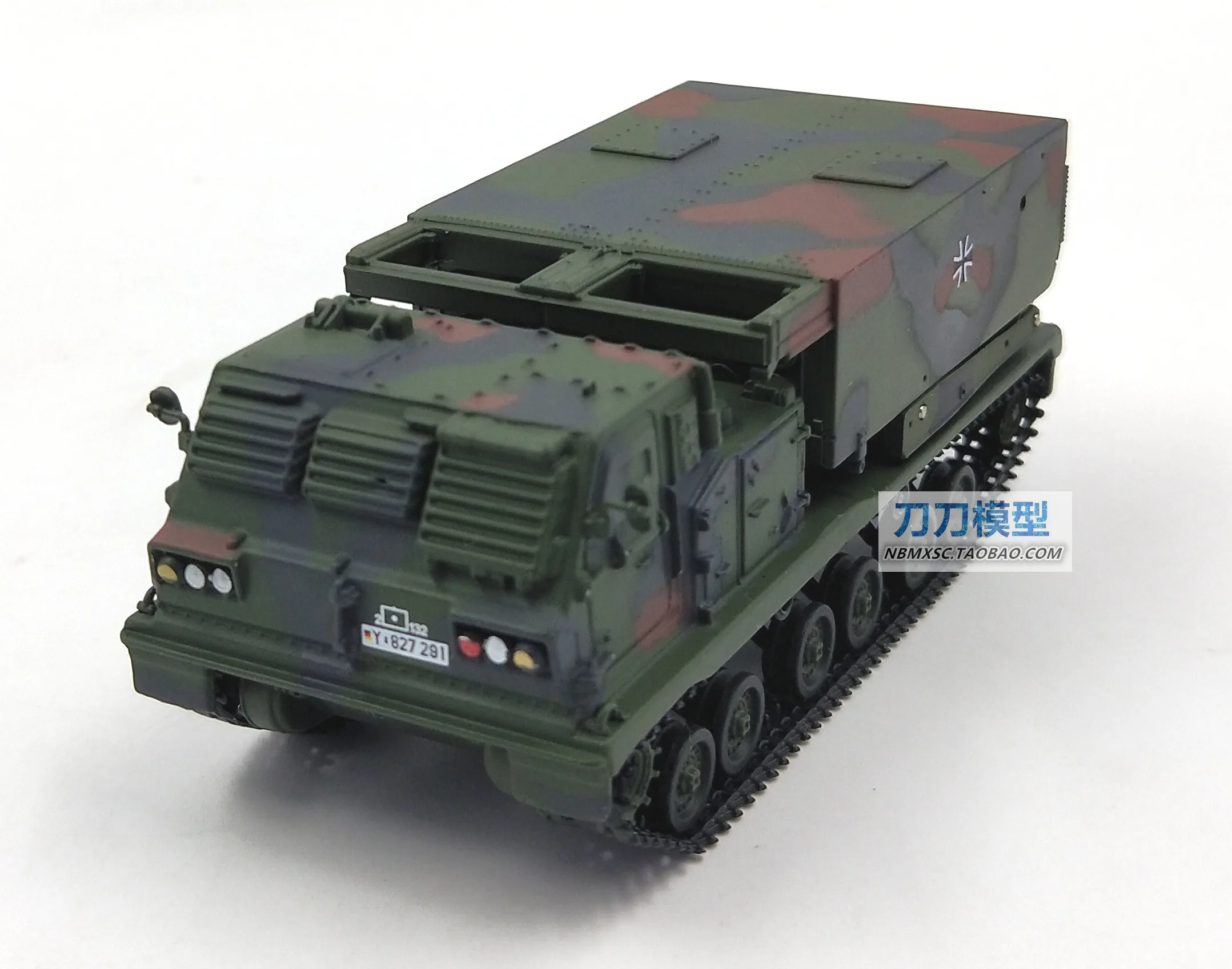 1: 72 Америка M270 мульти-трубка Германия Трехцветная желтая ракета Laucher пустынный пластик готовой продукции сплав