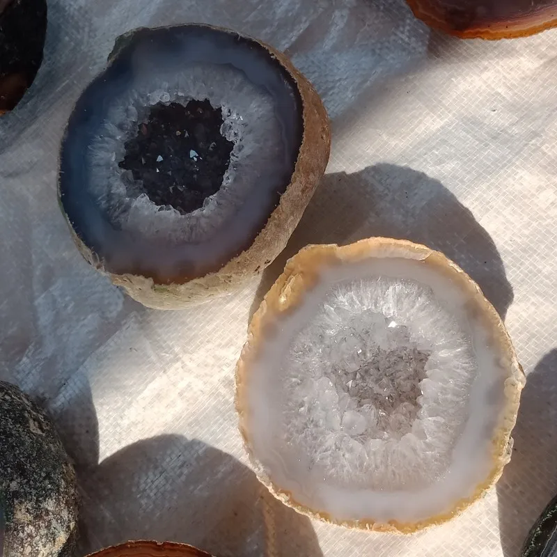 DHXYZB 2pcs Natural Agate hole Crystal original stone Raw Gemstone rock Quartz Rough Mineral Specimen Healing home Decor