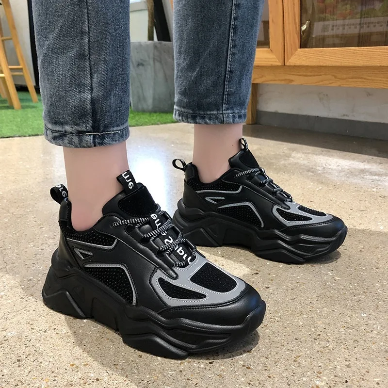 

Autumn Women's 2019 Trendy Shoes Shoe Children Online Celebrity INS Super Fire Autumn round-Toe Daily Life Athletic Shoes Wisdom