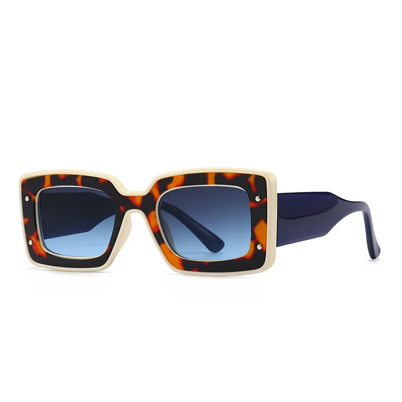 B Motif Square Frame Sunglasses in Black