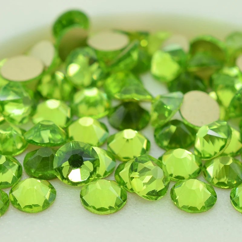 

New Star Faced (8 big + 8 small) ss16(3.8-4.0mm) and ss20(4.8-5.0mm) Peridot Color Glue On Non-hotfix Rhinestones