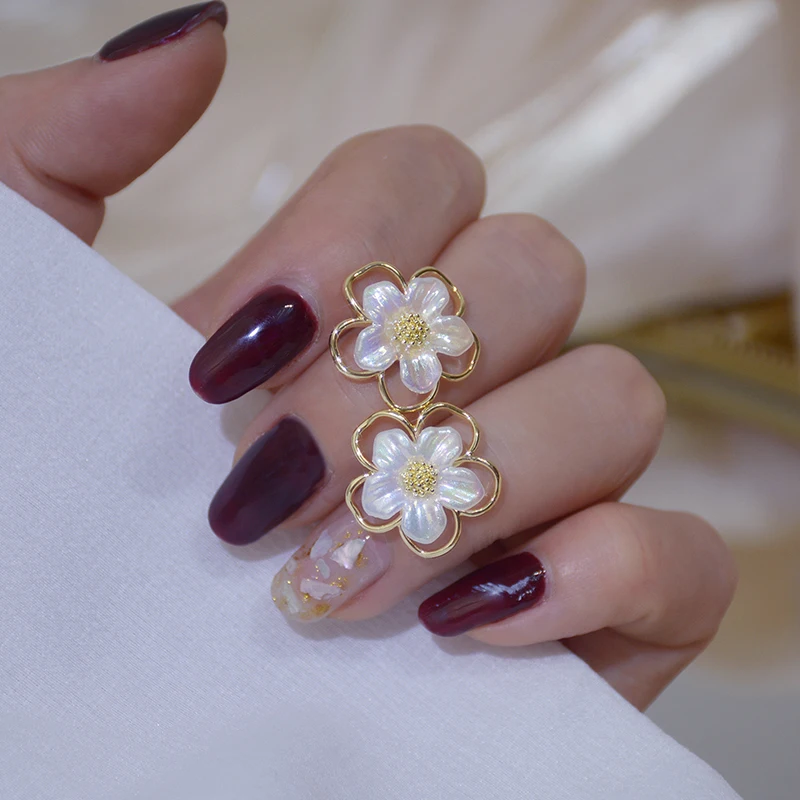 New Arrive Simple Hollow Flower Earring for Women Charm Acrylic 14K Real Gold Stud Earring Girl Lady Jewelry Pendant Gift - Image 3