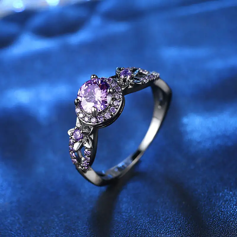Женское кольцо с фианитом фиолетового цвета обручальное пентаграммой Черное