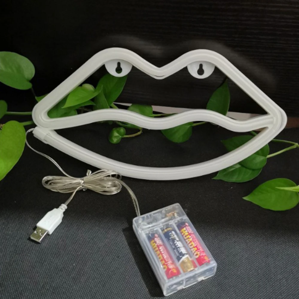 Lips neon light 2