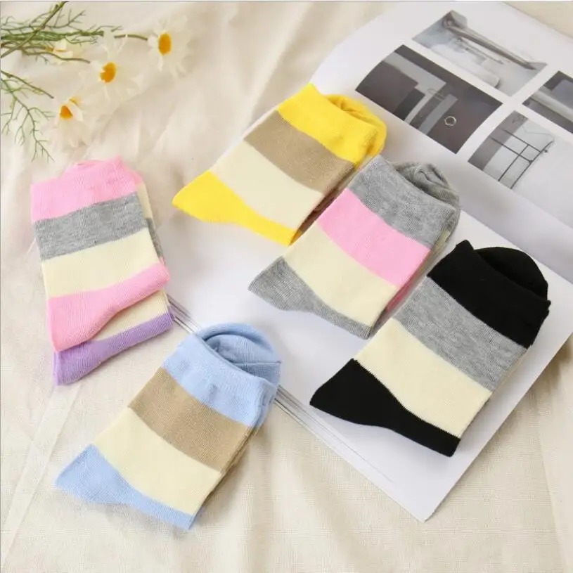 5 Pairs Cartoon Character Cute Short Socks Women Harajuku Cute Patterend Ankle Socks Hipster Skatebord Ankle Funny Socks Female