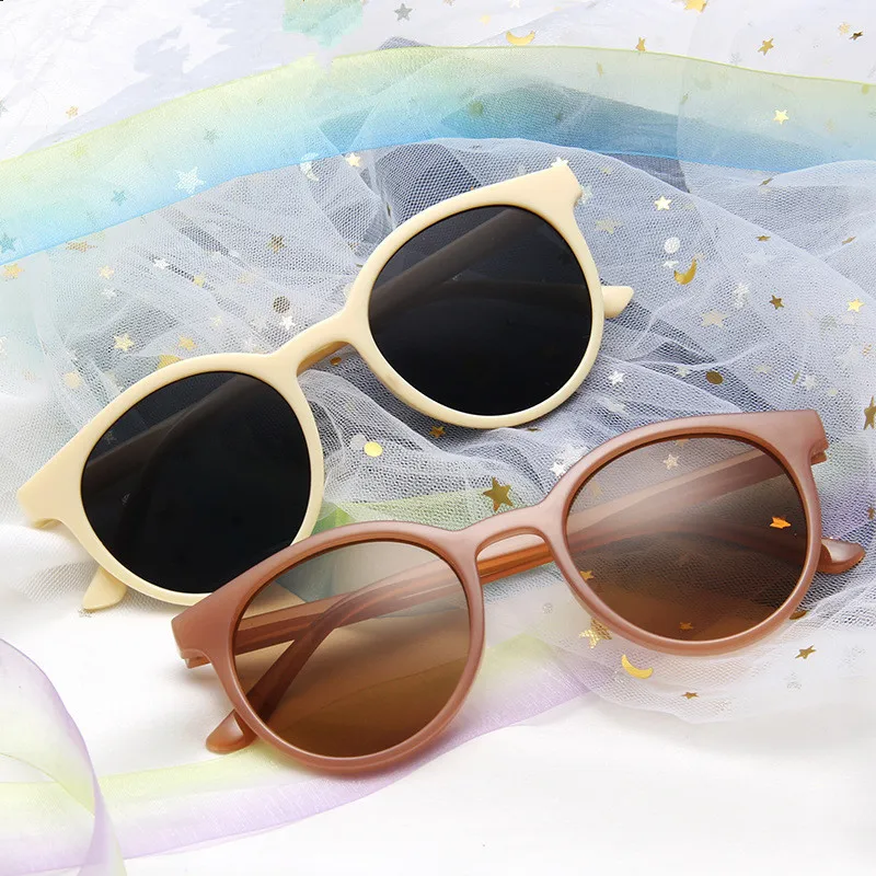 

Retro Round Sunglasses Women Brand Designer Plastic Men Sun Glasses Fashion Female Shades Oculos UV400