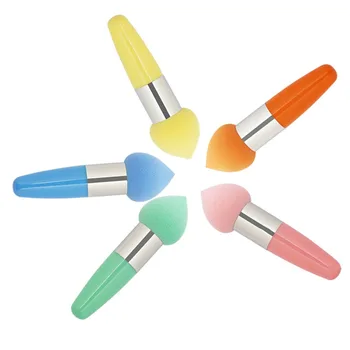 

1pcs Rainbow with handle Sponge Puff Stick Brush Makeup BBcream Concealer Beauty Cosmetic Tool Smooth Sponge Blender basic Brush