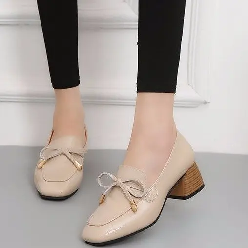 

2018 New Style Spring Shoes Women's Square Head High-Heel Korean-style Versatile Low-Cut Comfortable Black And White with Patter