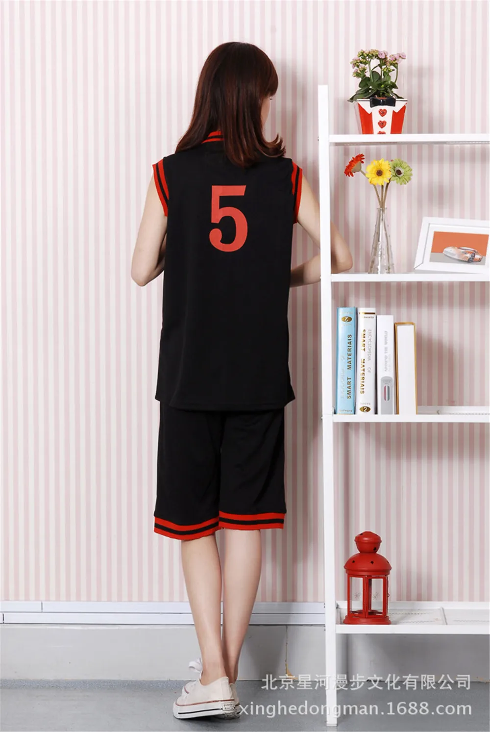 1141785886_564878705