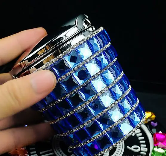 6가지 색상 선물 상자 포장 자동차 재떨이 라인석 휴대용 조명 크리스탈 다이아몬드 LED 자동차 재떨이 보관함