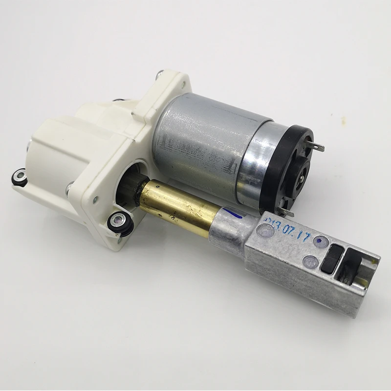 Suitable for Hyundai Santa Fe DM hand brake module motor EPB motor gear.Solve the problem of electronic hand brake completely