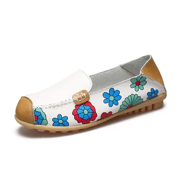 

2020 Women Casual Shoes Genuine Leather Boat Comfortable Soft Gommino Flat Ventilation Fashion Printing Shoes Woman 6 Color