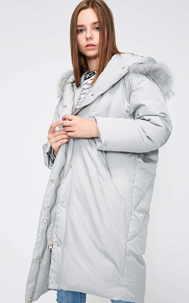 Vero Moda Женская куртка-пуховик средней длины с капюшоном из меха енота, 90% утиного пуха | 318412543