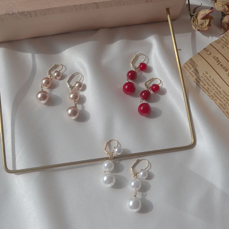 

AOMU Sweet Retro Elegant Ball Pearl Earrings Simple Elegant Autumn Winter Drop Earrings for Women Birthday Gifts Party Jewelry