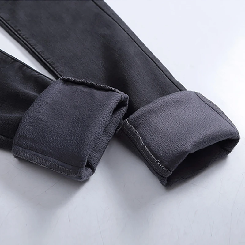 Winter Warm Jeans Women Elastic High Waist Denim Pants Female Trousers Soft Thickened Black Velvet Jeans Fleece Long Pants