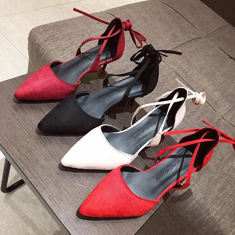 Элегантные женские туфли с острым носком; zapatos tacon mujer; туфли-лодочки с ремешками; пикантные туфли на шпильке в стиле ретро; женские элегантные U18-76 на шнуровке в сдержанном стиле