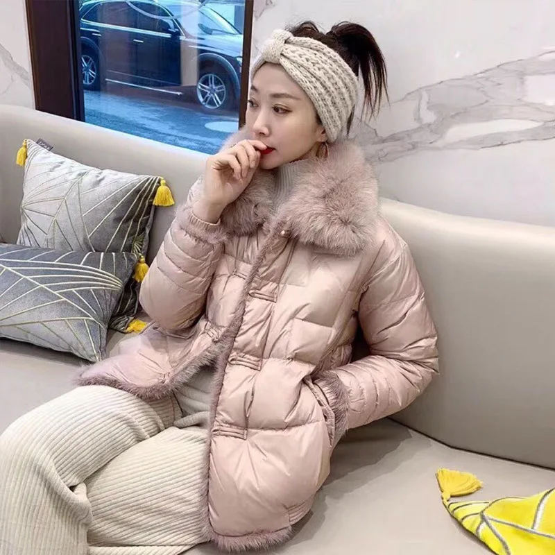 

2020 winter new down jacket women short fox fur big fur collar pearl disc button fashion cocoon coat