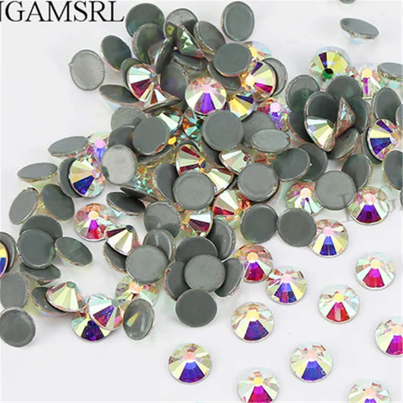 Hot-fix-Rhinestones-Iron-On-Rhinestones-For-Clothes-High-Quality-SS12-SS30-DMC-Crystal-AB-Hot.jpg_640x640_副本