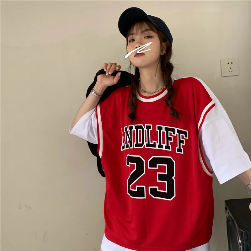 jaywoon - Elbow-Sleeve Mock Two-Piece Basketball T-Shirt