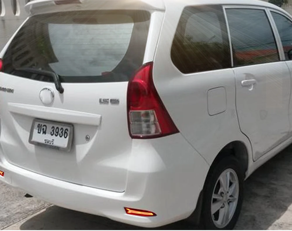 速-丰田AVANZA后杠灯-英_01